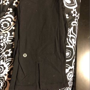 Lululemon Black Cropped Leggings